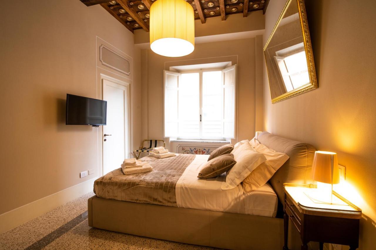 Noble Floor - Luxury Apartment Лука Екстериор снимка