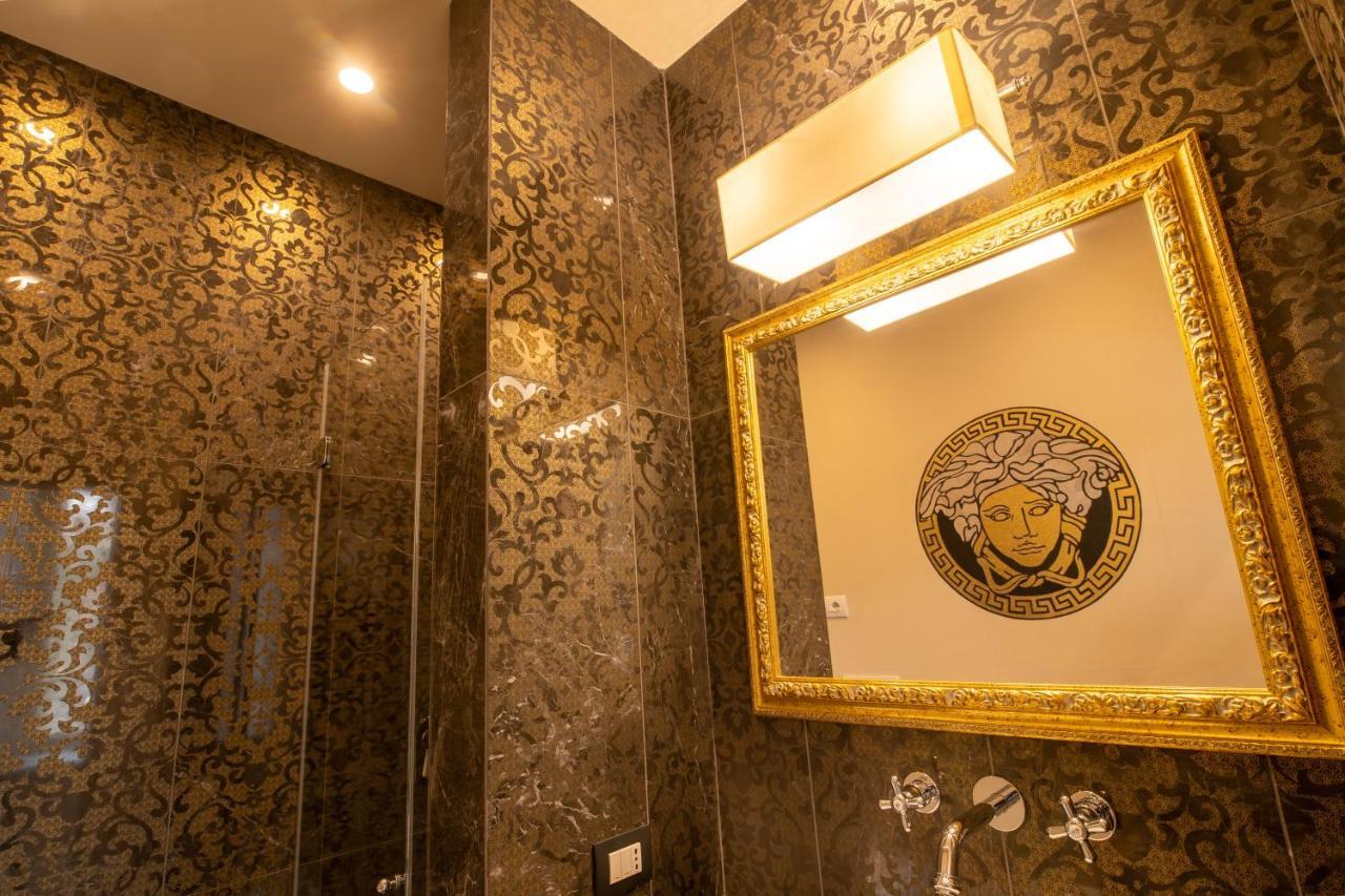 Noble Floor - Luxury Apartment Лука Екстериор снимка